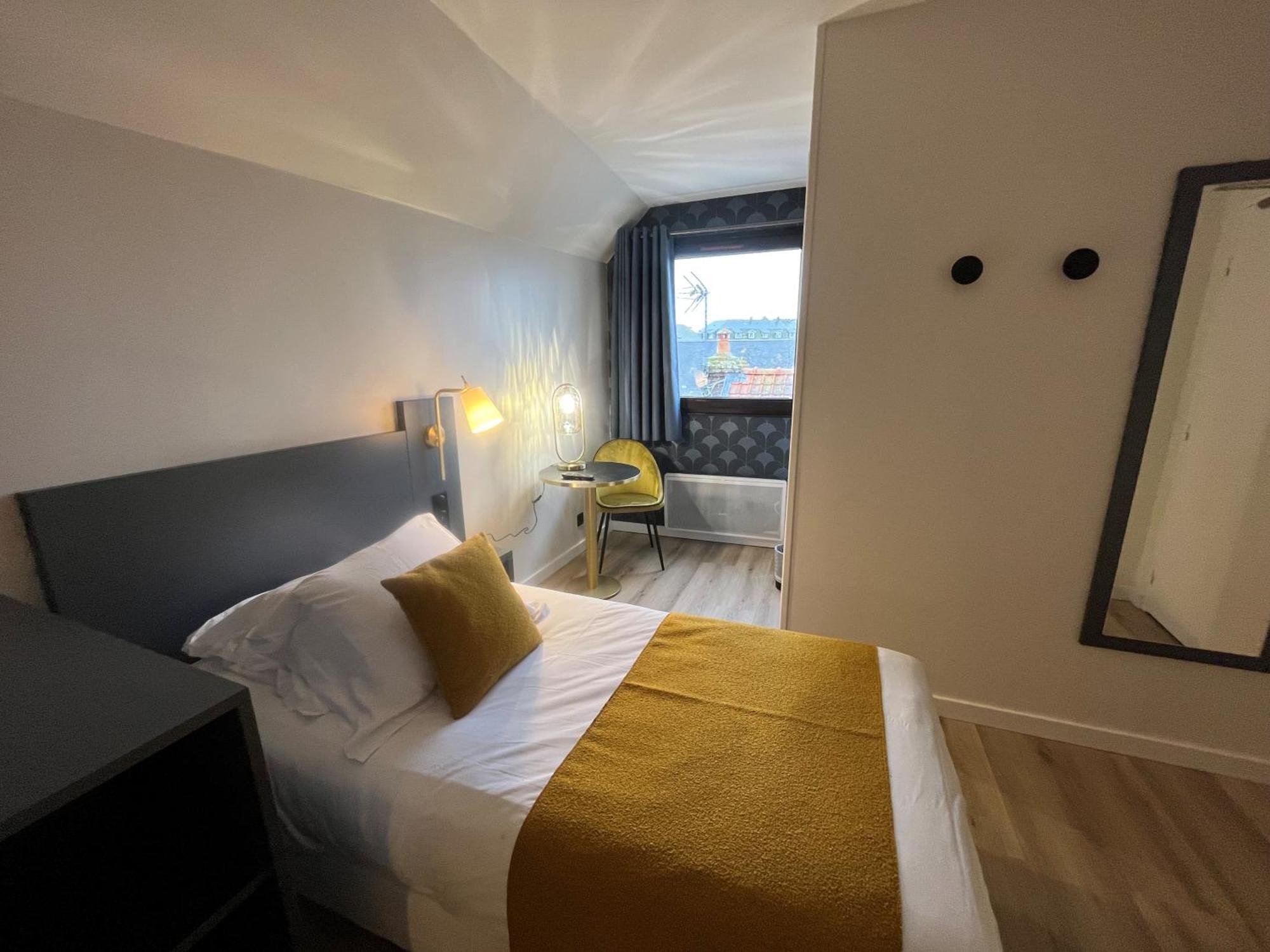Logis - Hotel De La Baie De Somme Крот Екстериор снимка