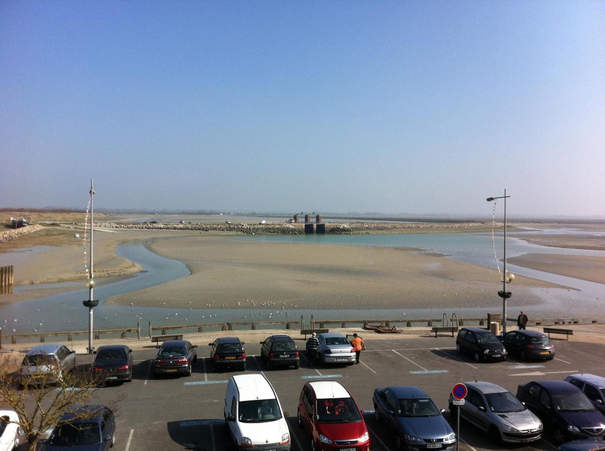 Logis - Hotel De La Baie De Somme Крот Екстериор снимка